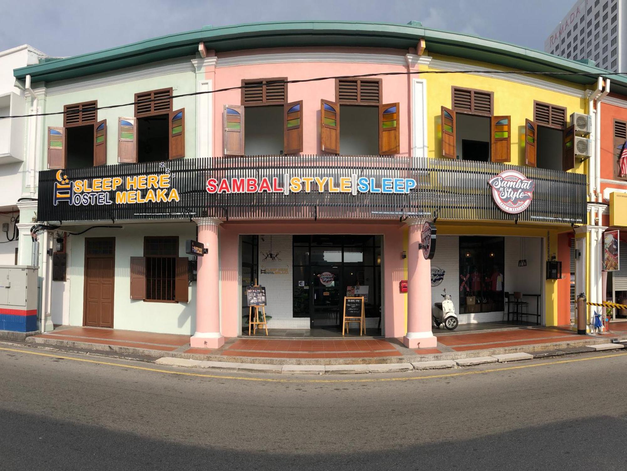 Sleep Here Hostel, Melaka Kültér fotó